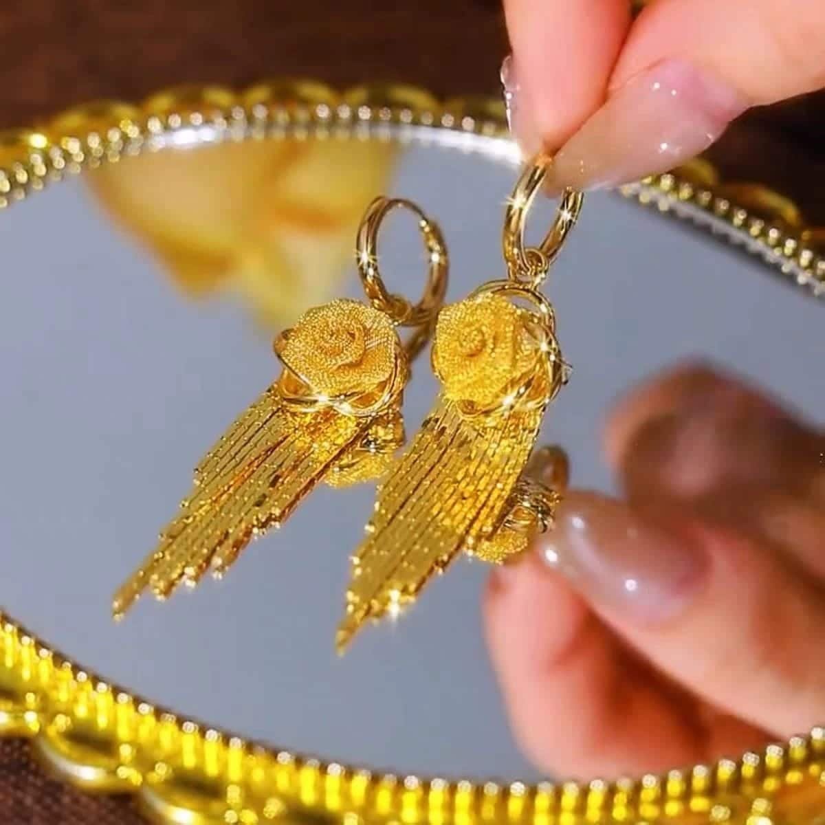 Eternal Rose Glow ear rings — Uniqal Fashion